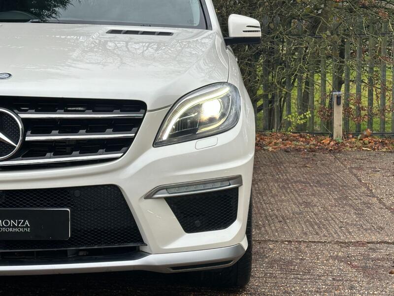 MERCEDES-BENZ M CLASS 5.5 ML63 V8 AMG  2013