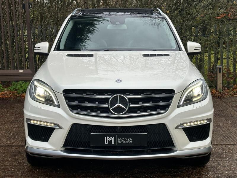 MERCEDES-BENZ M CLASS 5.5 ML63 V8 AMG  2013