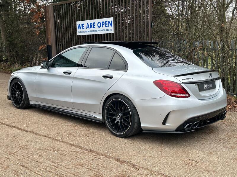 MERCEDES-BENZ C CLASS 2.1 C220 BlueTEC AMG Line 2015