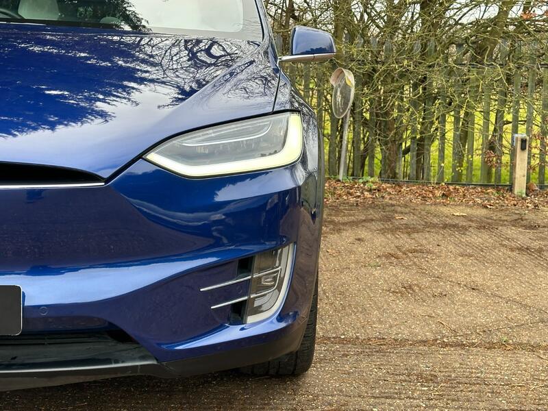 TESLA MODEL X  90D (Dual Motor)  2017