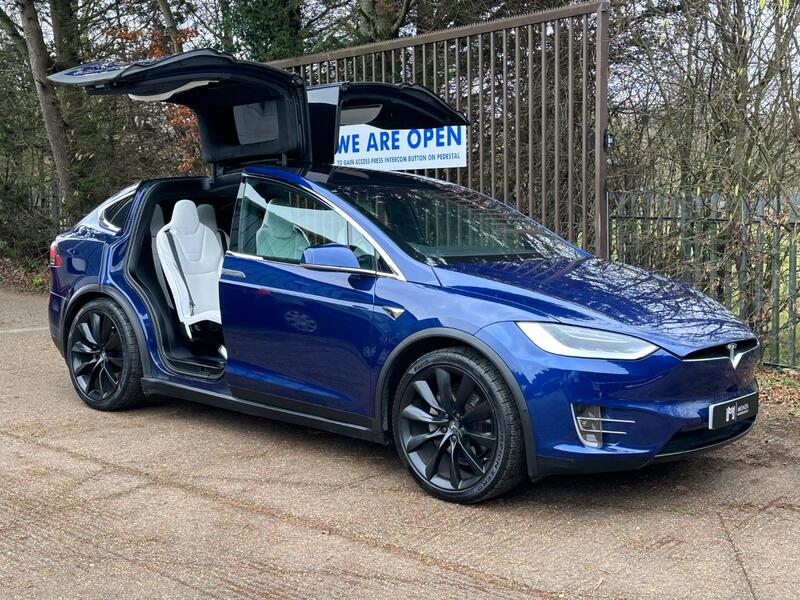 TESLA MODEL X  90D (Dual Motor)  2017