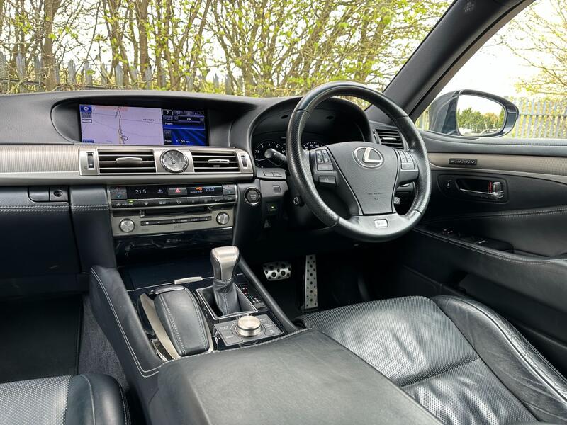 LEXUS LS 4.6 460 V8 F-Sport 2013