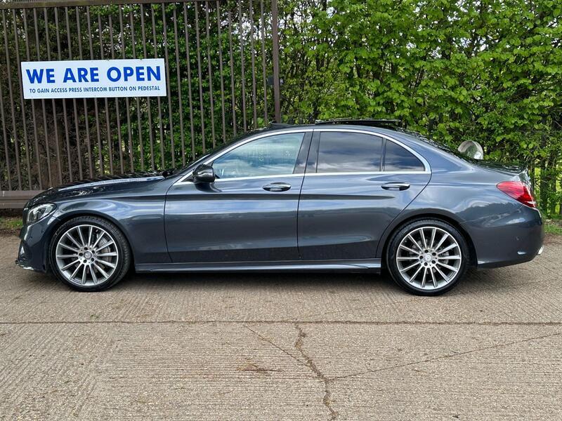 MERCEDES-BENZ C CLASS C250D AMG Line Premium Plus 7G-TRONIC+ 2016