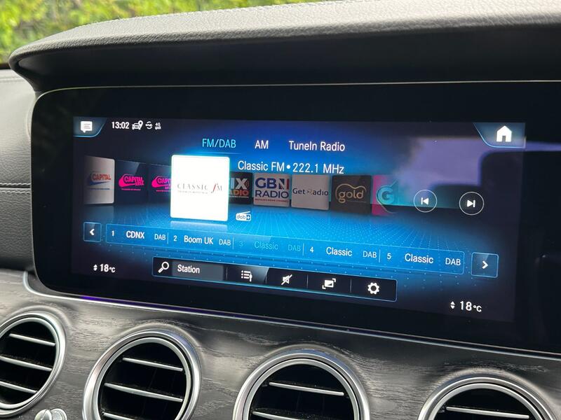 MERCEDES-BENZ E CLASS 2.0 E220d AMG Line 2021