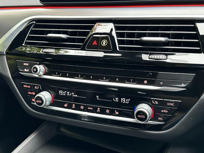 BMW 5 SERIES 2.0 520d M Sport Touring 2020