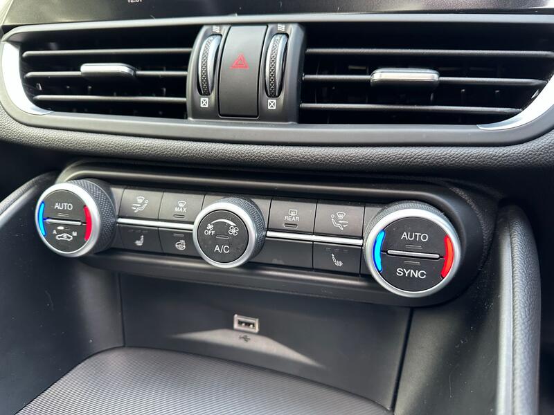 ALFA ROMEO GIULIA 2.0 2.0 Turbo petrol 280hp VELOCE 2020