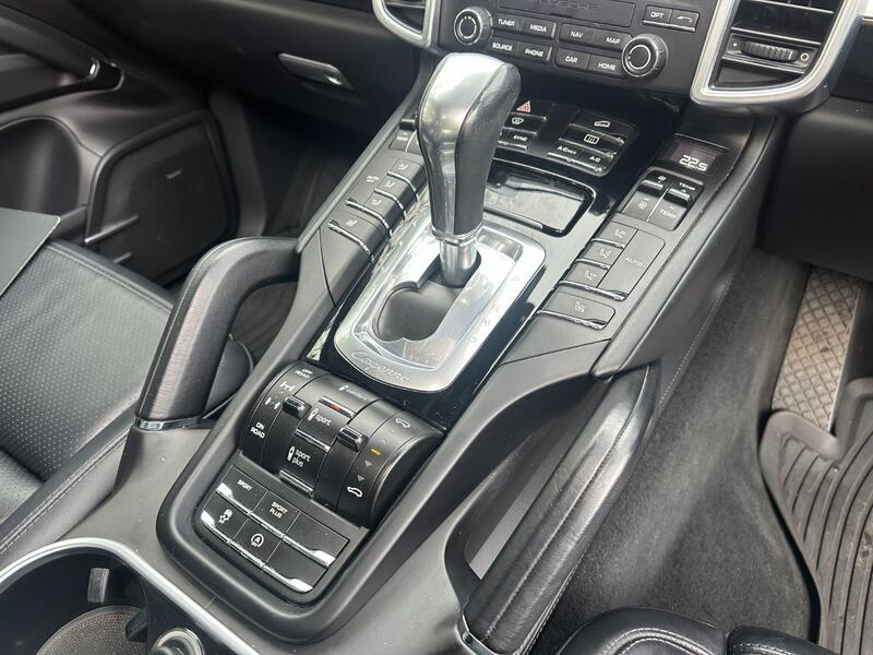 PORSCHE CAYENNE 4.2 TD V8 S Platinum Edition 2017