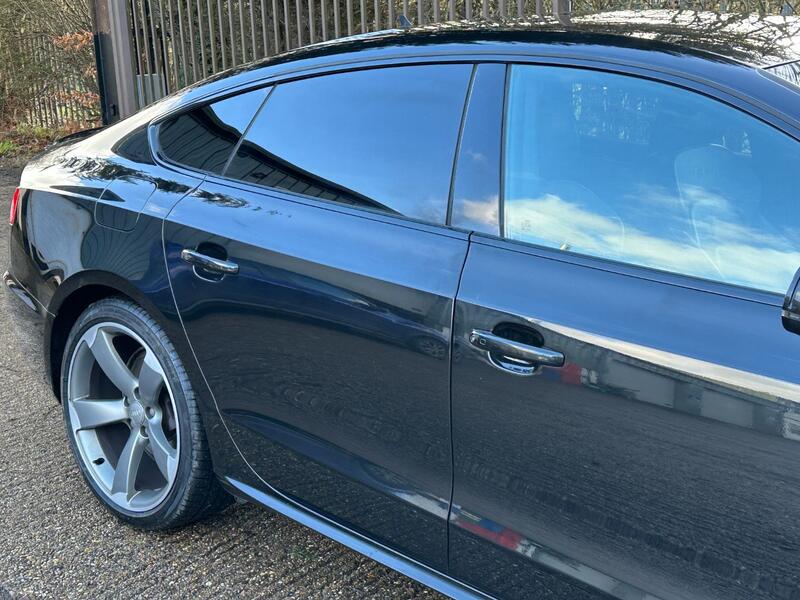 AUDI A5 2.0 TDI Black Edition Plus 2015