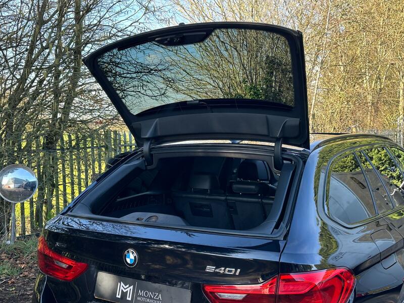 BMW 5 SERIES 3.0 540i xDrive M Sport Touring 2018