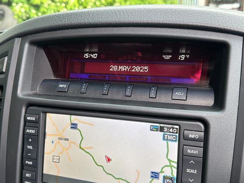MITSUBISHI SHOGUN 3.2 DI-DC Elegance 2010