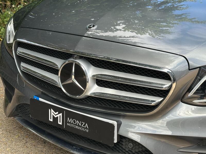 MERCEDES-BENZ E CLASS 2.0 E220d AMG Line Premium Plus 2018