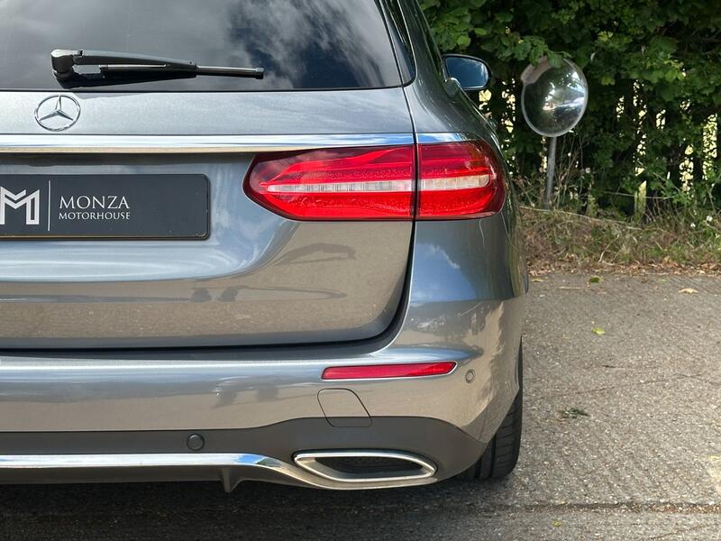 MERCEDES-BENZ E CLASS 2.0 E220d AMG Line Premium Plus 2018