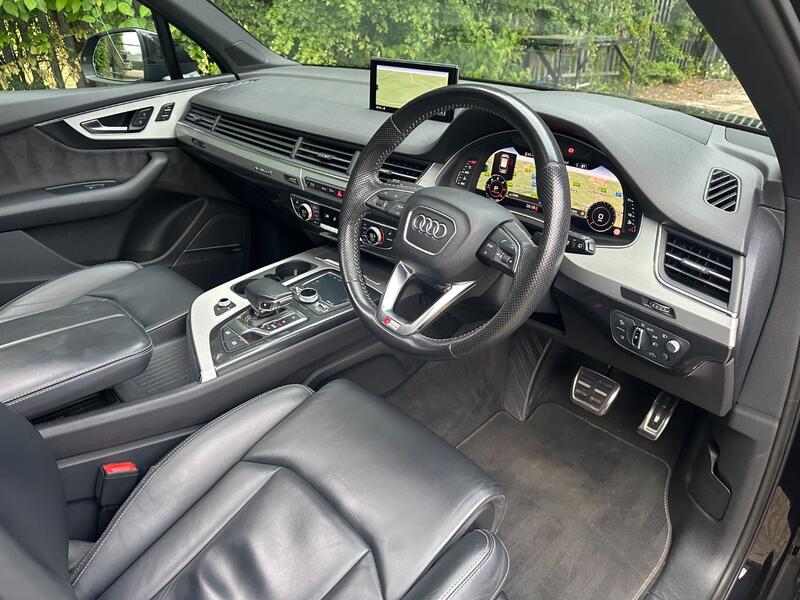 AUDI Q7 3.0 TDI V6 S line 2018