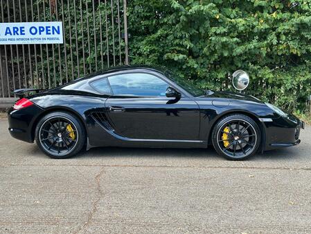 View PORSCHE CAYMAN 3.4 987 S Black Ediition