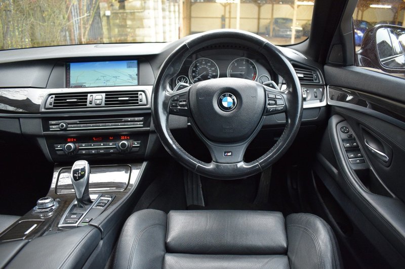 BMW 5 SERIES 2.0 520d M Sport 4dr 2010