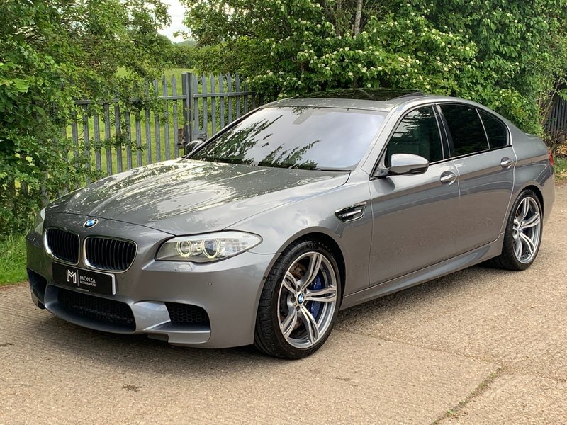 BMW M5 4.4 V8 2012