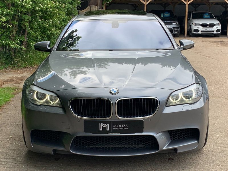 BMW M5 4.4 V8 2012