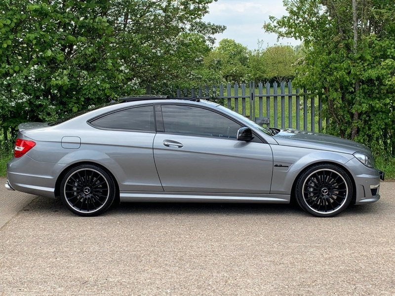 MERCEDES-BENZ C CLASS C63 AMG Edition 125 2011