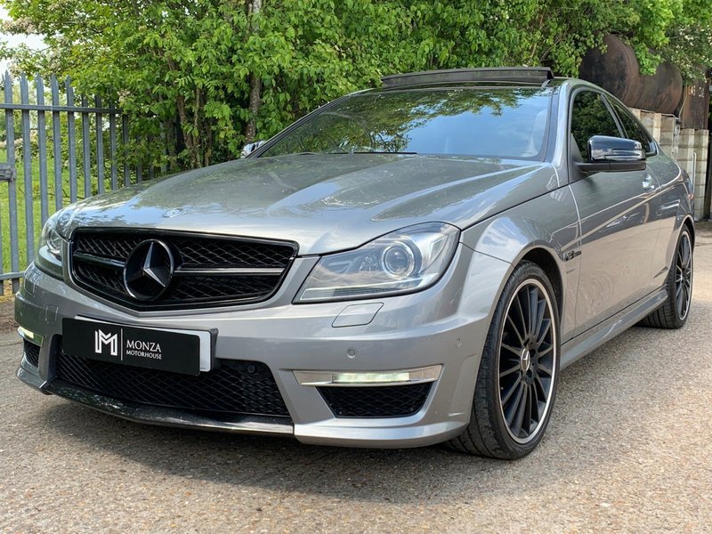 MERCEDES-BENZ C CLASS C63 AMG Edition 125 2011