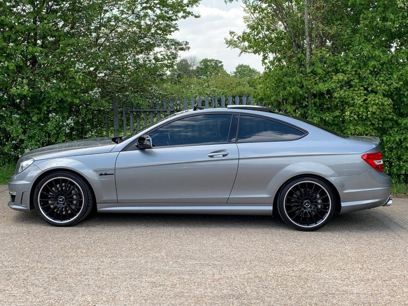 MERCEDES-BENZ C CLASS C63 AMG Edition 125 2011