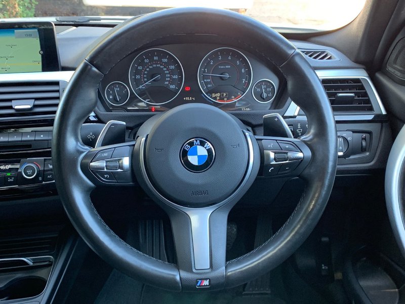 BMW 3 SERIES 3.0 340i M Sport Auto 4dr 2016