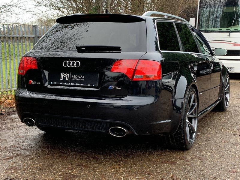 AUDI RS4 4.2 Avant Quattro 2007