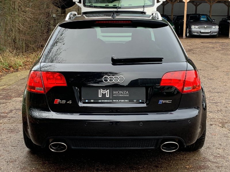 AUDI RS4 4.2 Avant Quattro 2007