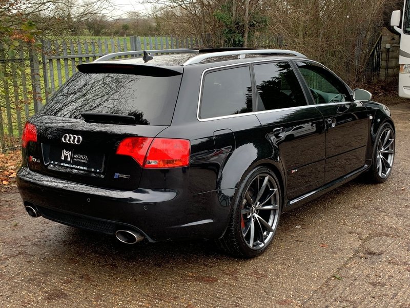 AUDI RS4 4.2 Avant Quattro 2007