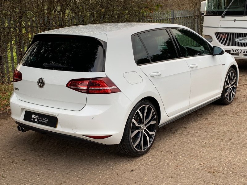 VOLKSWAGEN GOLF 2.0 GTD Hatchback 5dr 2014