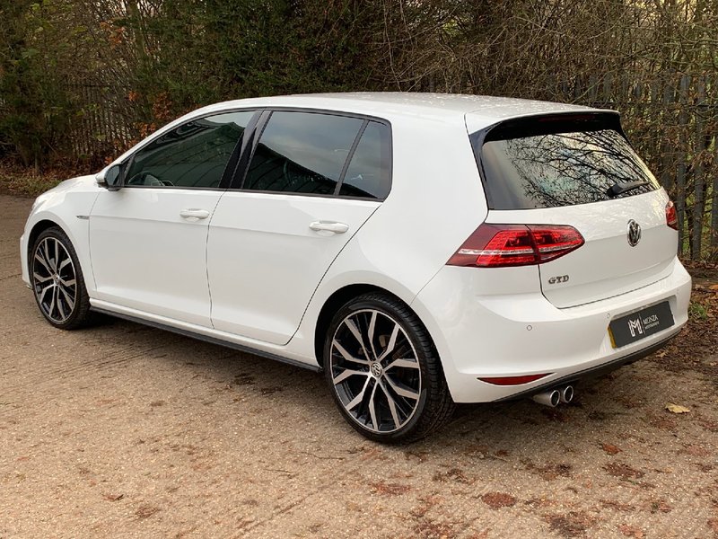 VOLKSWAGEN GOLF 2.0 GTD Hatchback 5dr 2014