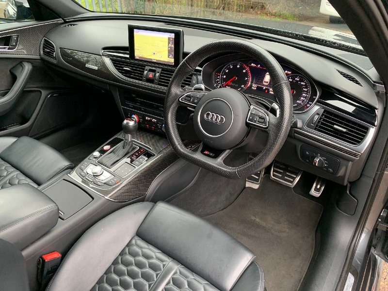 AUDI RS6 Avant 4.0 TFSI V8 Quattro 2015