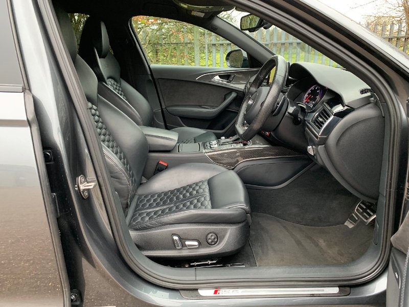 AUDI RS6 Avant 4.0 TFSI V8 Quattro 2015