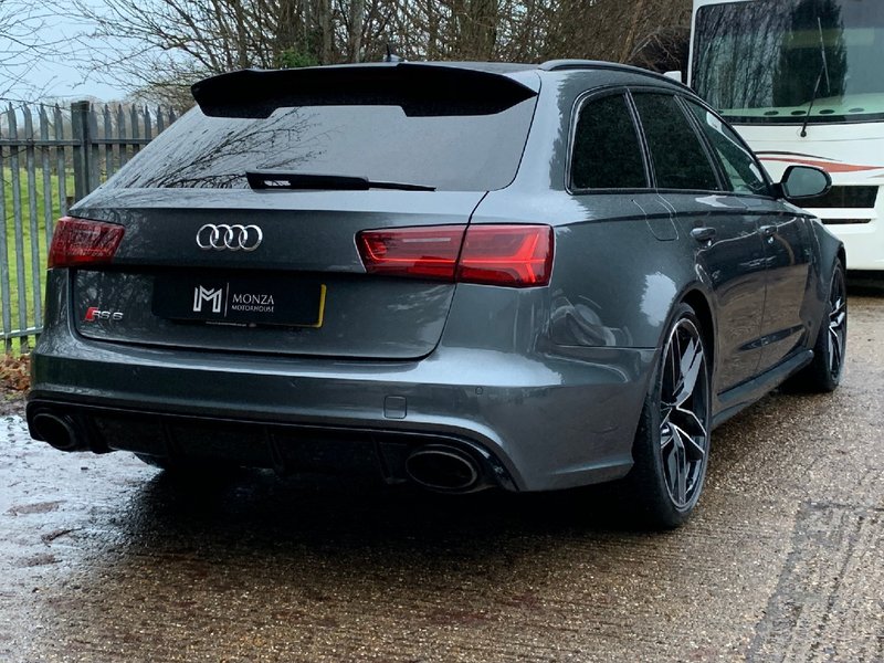 AUDI RS6 Avant 4.0 TFSI V8 Quattro 2015