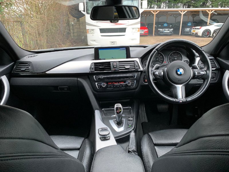 BMW 3 SERIES 330d 3.0 Blueperformance M Sport Touring xDrive 2013