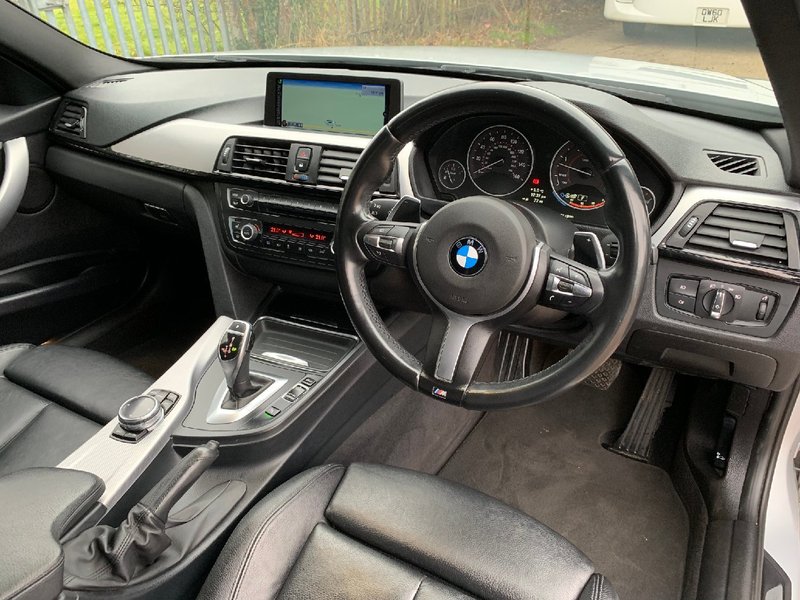 BMW 3 SERIES 330d 3.0 Blueperformance M Sport Touring xDrive 2013