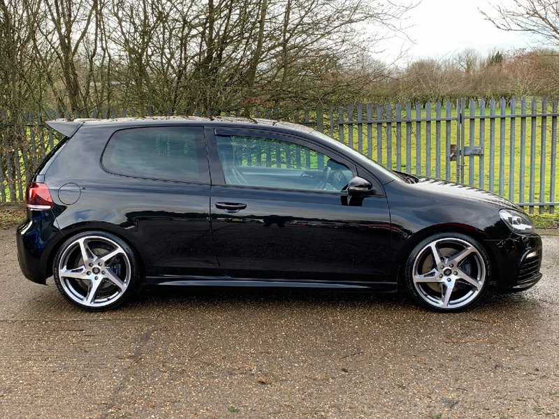 VOLKSWAGEN GOLF 2.0 TSI R Hatchback 4MOTION 2011