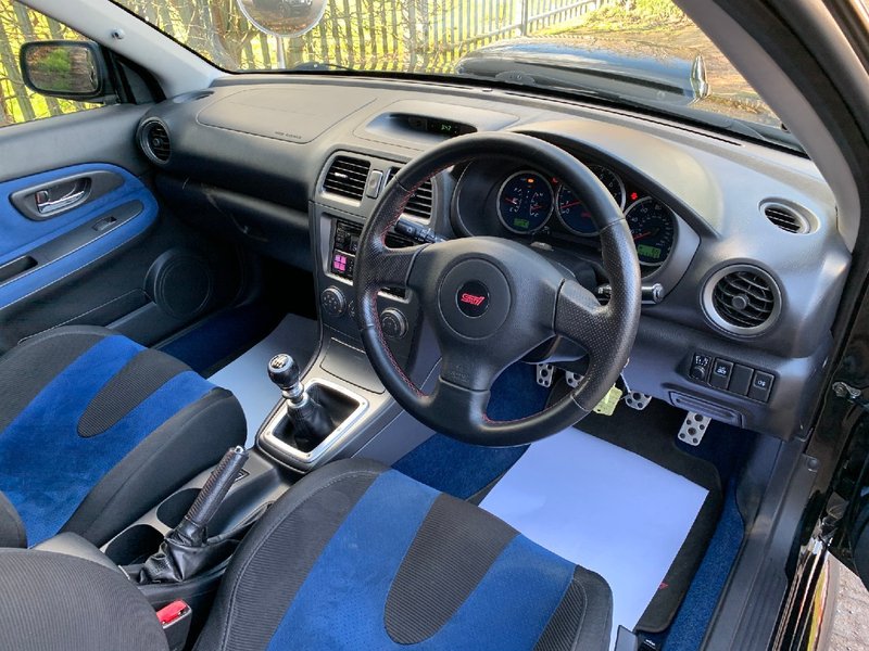 SUBARU IMPREZA 2.0 WRX STI Type UK 2005