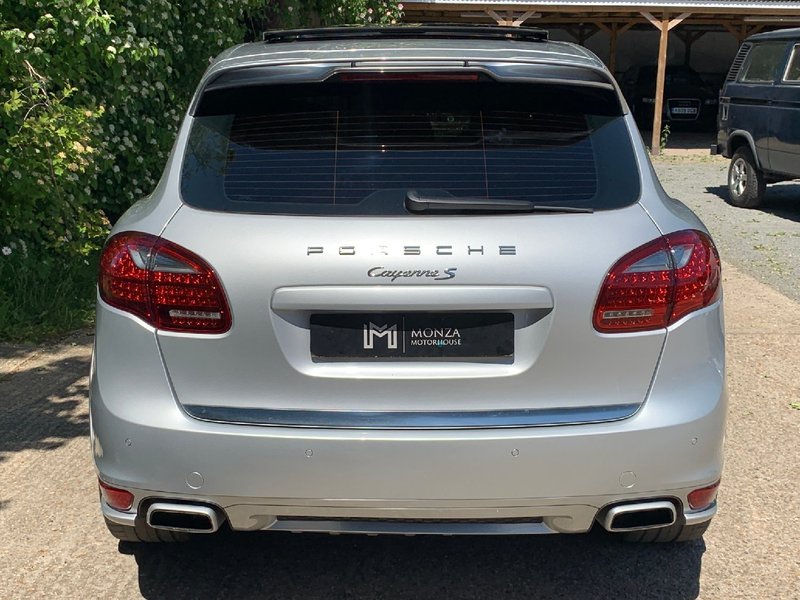 PORSCHE CAYENNE S 4.2 D V8 2014