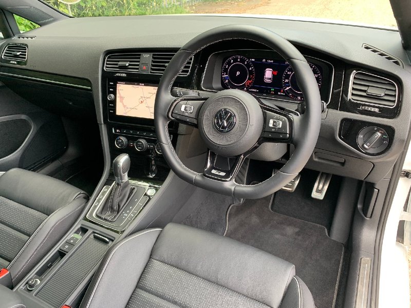 VOLKSWAGEN GOLF 2.0 TSI R Hatchback 5dr DSG 4MOTION 2019