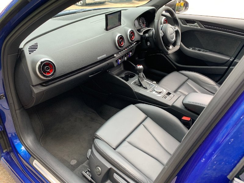 AUDI RS3 2.5 TFSI Sportback S Tronic Quattro 2015