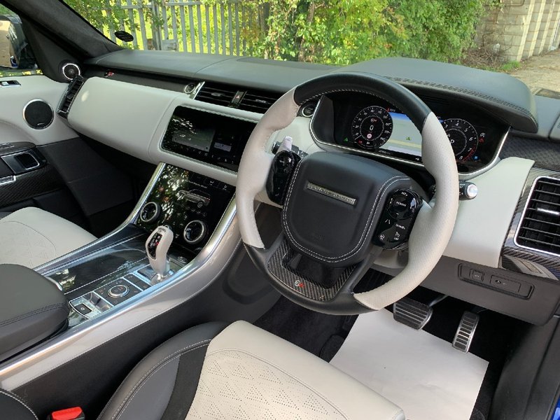 LAND ROVER RANGE ROVER SPORT 5.0 P575 V8 SVR 2018