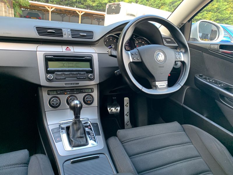 VOLKSWAGEN PASSAT R36 3.6 V6 4MOTION Estate 2009