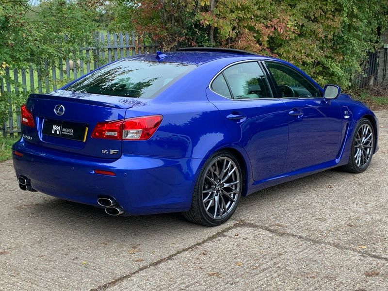 LEXUS IS F 5.0 V8 2012