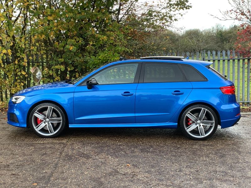 AUDI S3 2.0 TFSI Black Edition Sportback S Tronic Quattro 5dr 2017