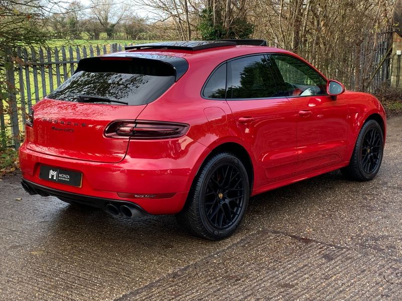 PORSCHE MACAN 3.0T V6 GTS PDK 4WD 2016