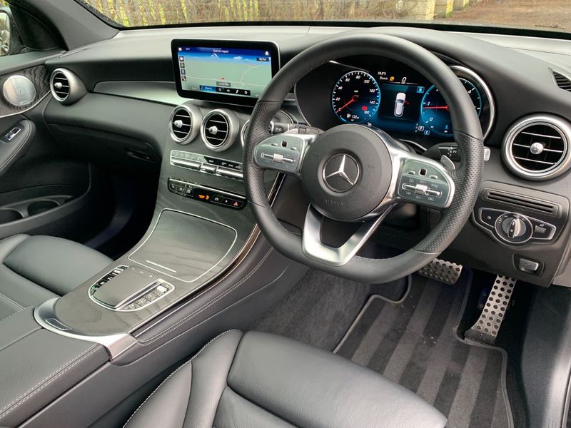 MERCEDES-BENZ GLC CLASS 300d AMG Line Premium Plus 4MATIC 2019