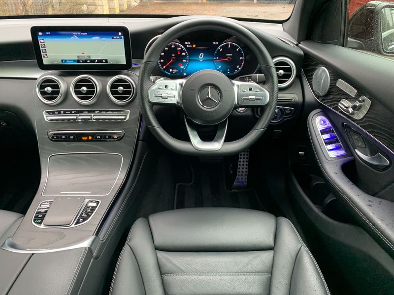 MERCEDES-BENZ GLC CLASS 300d AMG Line Premium Plus 4MATIC 2019