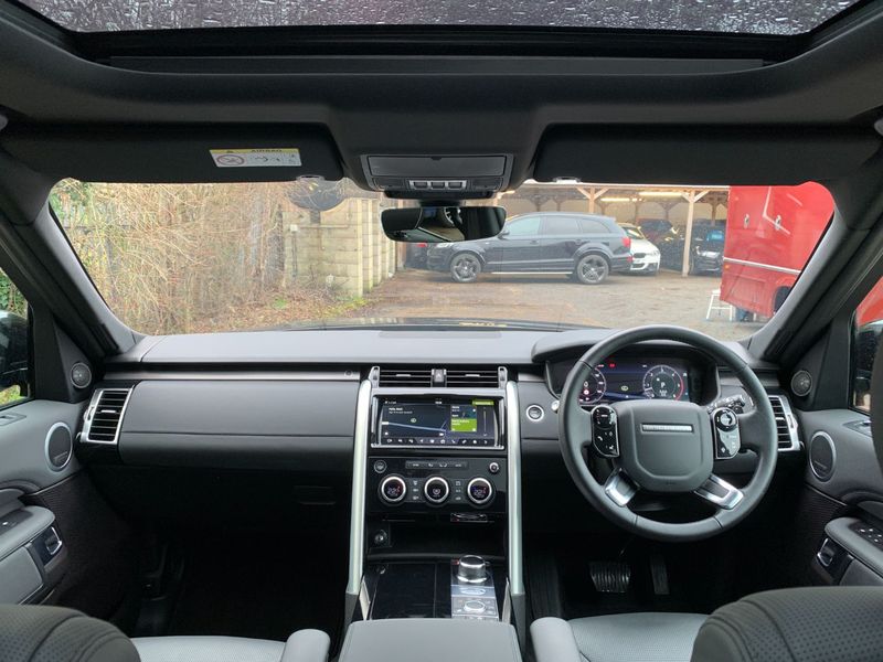 LAND ROVER DISCOVERY 3.0 SD V6 HSE 4WD 2019