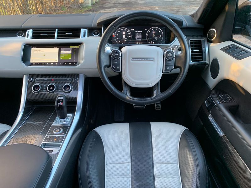 LAND ROVER RANGE ROVER SPORT 5.0 V8 SVR 2017