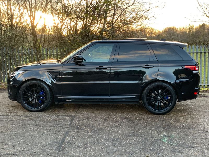 LAND ROVER RANGE ROVER SPORT 5.0 V8 SVR 2017